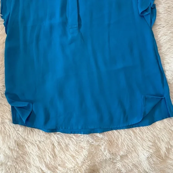 NWT Express Flutter Sleeve Top / Blouse - Picture 5 of 7